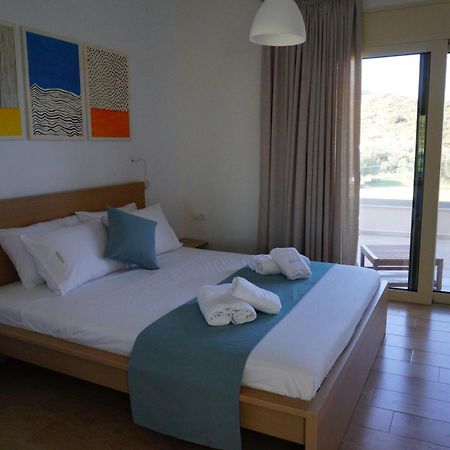 Vegera Holiday Homes Плакиас Екстериор снимка