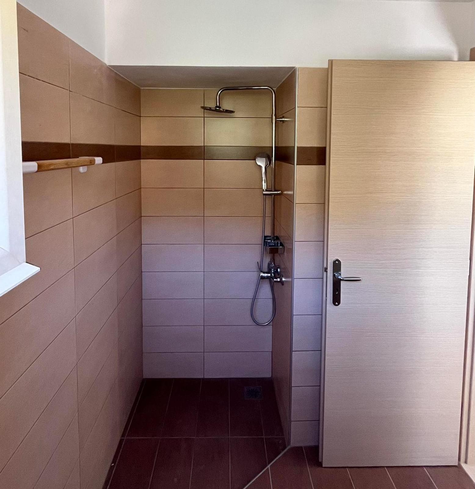 Vegera Holiday Homes Плакиас Екстериор снимка