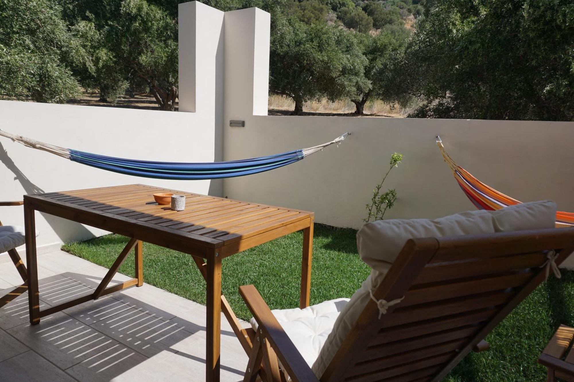 Vegera Holiday Homes Плакиас Екстериор снимка
